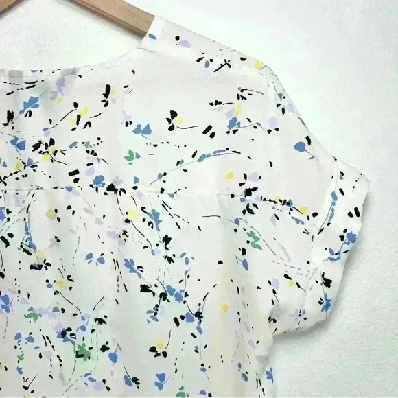 Banana Republic Women’s Wrap-Front White Floral Top Size XS - Picture 10 of 14